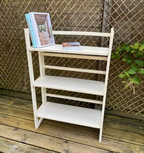 Huguette, l'étagère pliante de bouquiniste