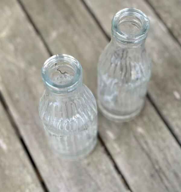 Les soeurs Lolo, les bouteilles en verre strié – Image 2