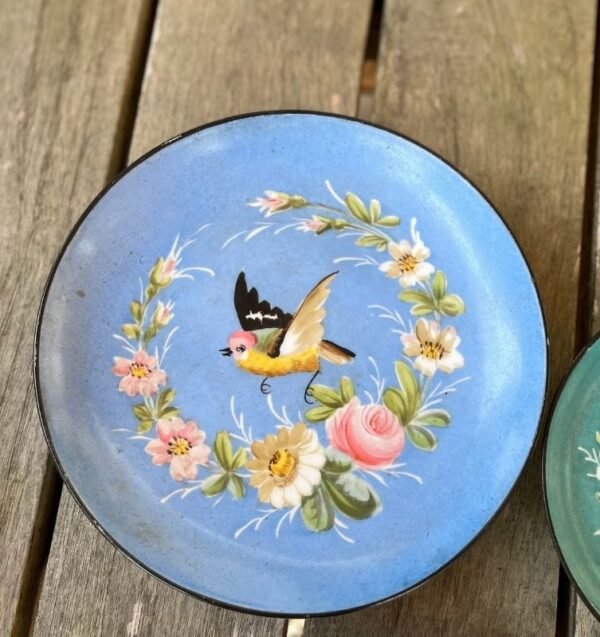 Cléo, le trio d'assiettes en porcelaine – Image 2
