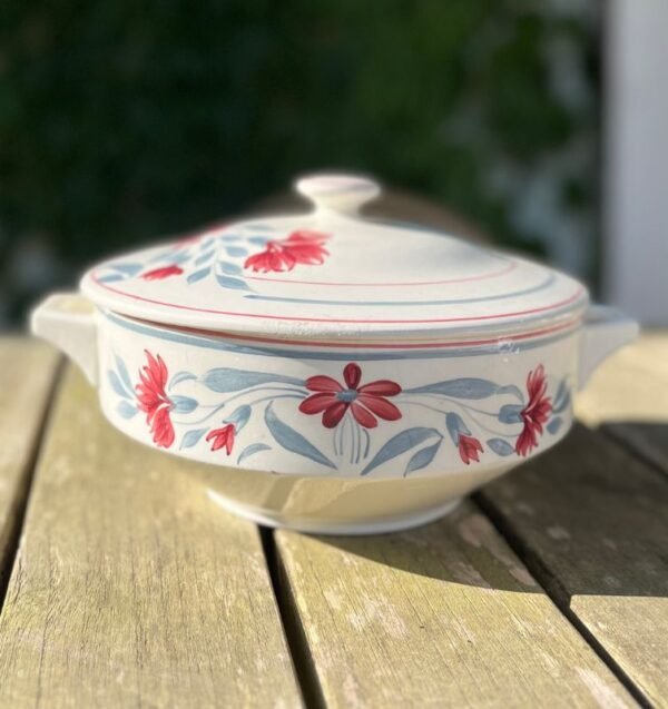 Rosalie, la soupière Luneville