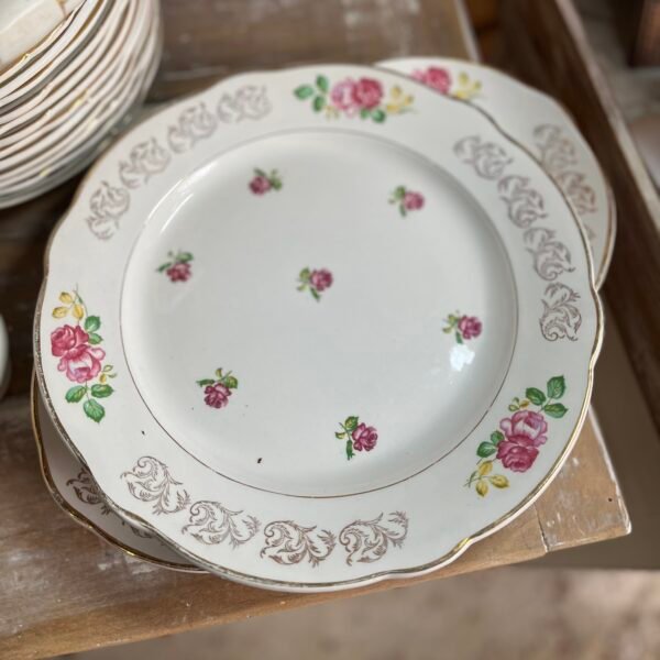 Louis, le plat rond Luneville