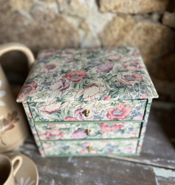 Aglaé, la boite en tissu fleuri – Image 2