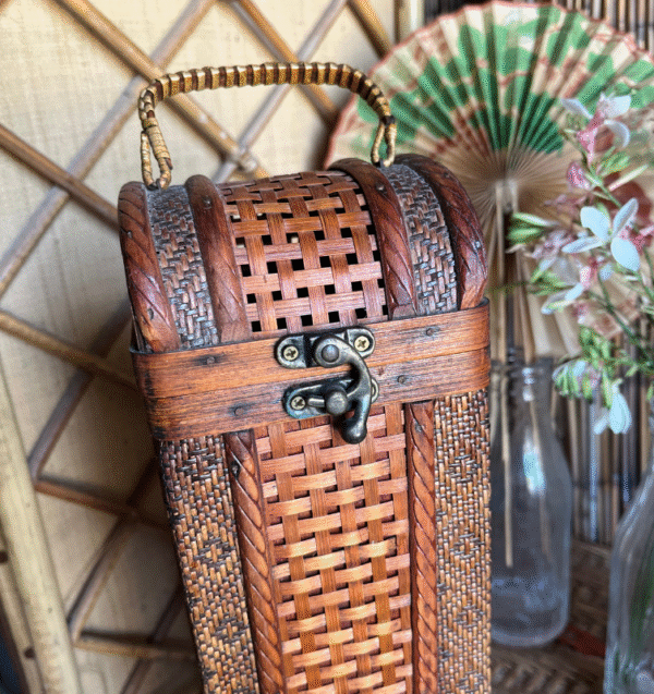 Léon, le panier de pique nique ancien pour bouteille – Image 4