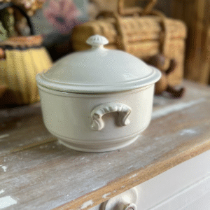 Agathe, la soupière en grès vernissé