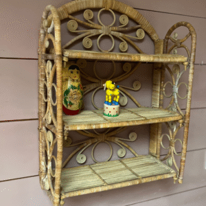 Gaby, l'étagère Peacock