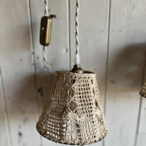 Petite veilleuse en macramé crocheté