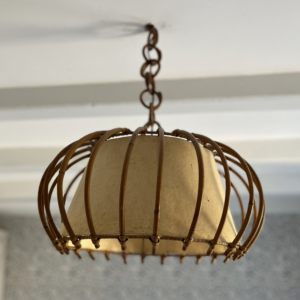 Suspension rotin et papier