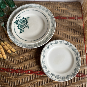 Set de vaisselle St-Amand et L’Amandinoise