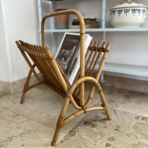 Porte revues 70ies en rotin & bambou