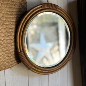 Miroir vintage en rotin